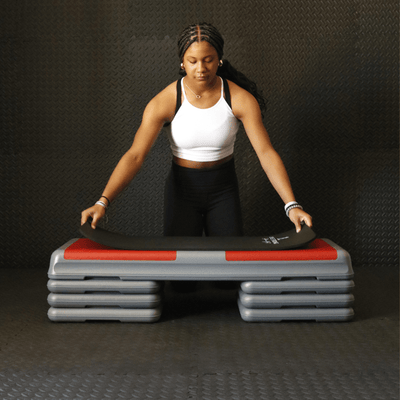 aerobic step with 4 risers and a mat-red